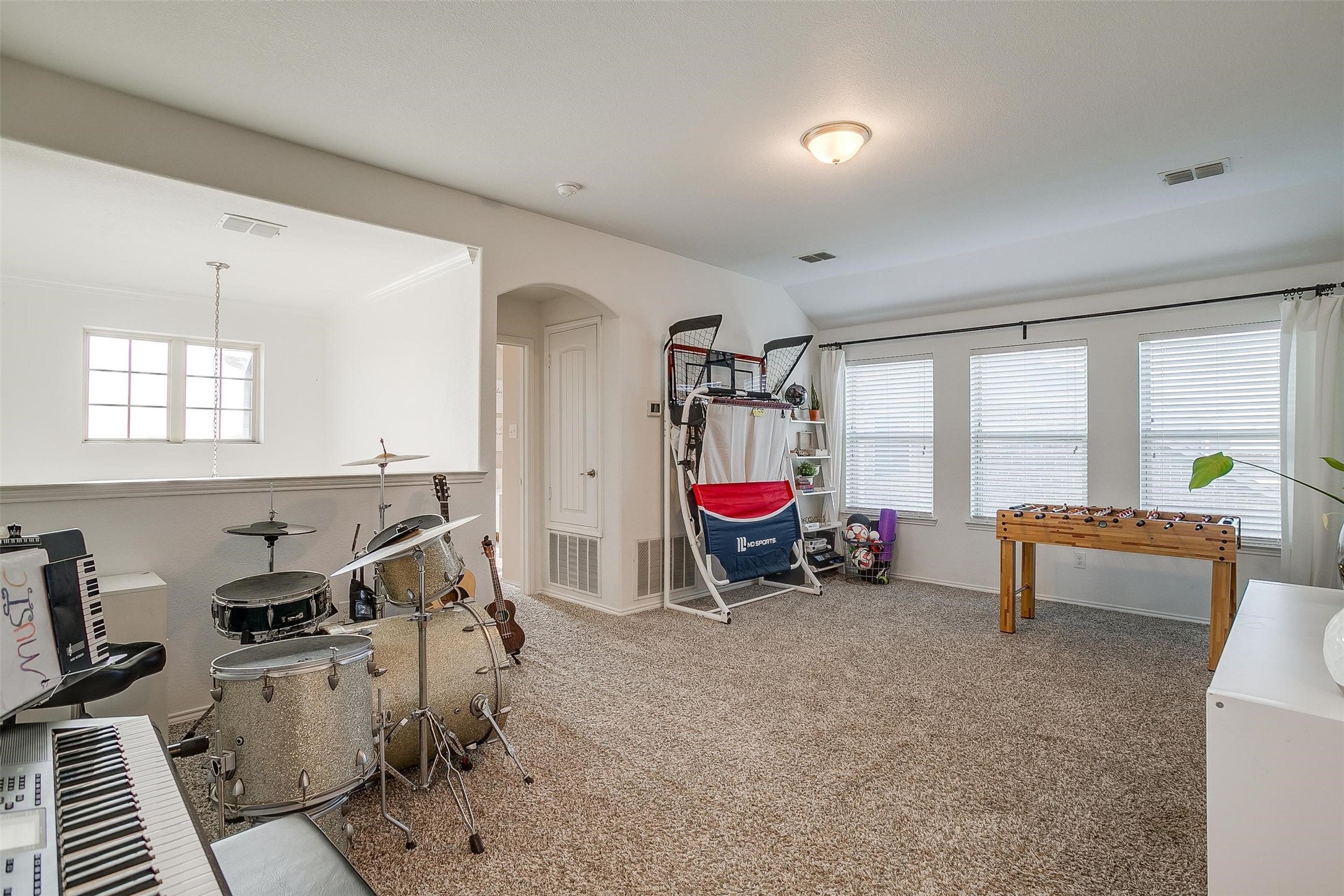 301 Sunspike Court Burleson TX 76028