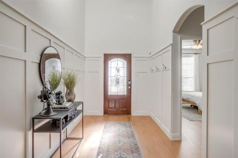 301 Sunspike Court Burleson TX 76028