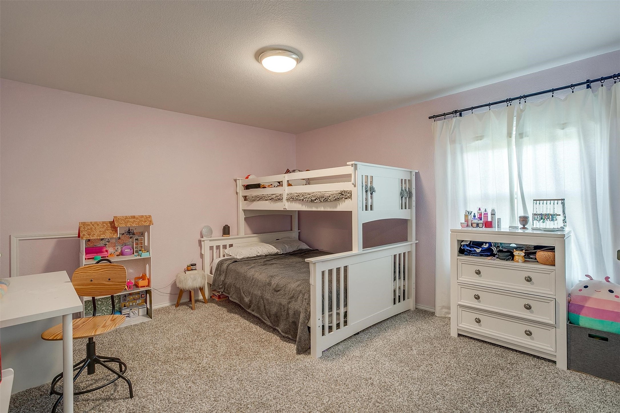 301 Sunspike Court Burleson TX 76028