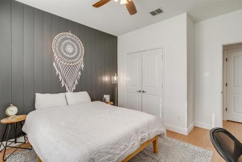 301 Sunspike Court Burleson TX 76028