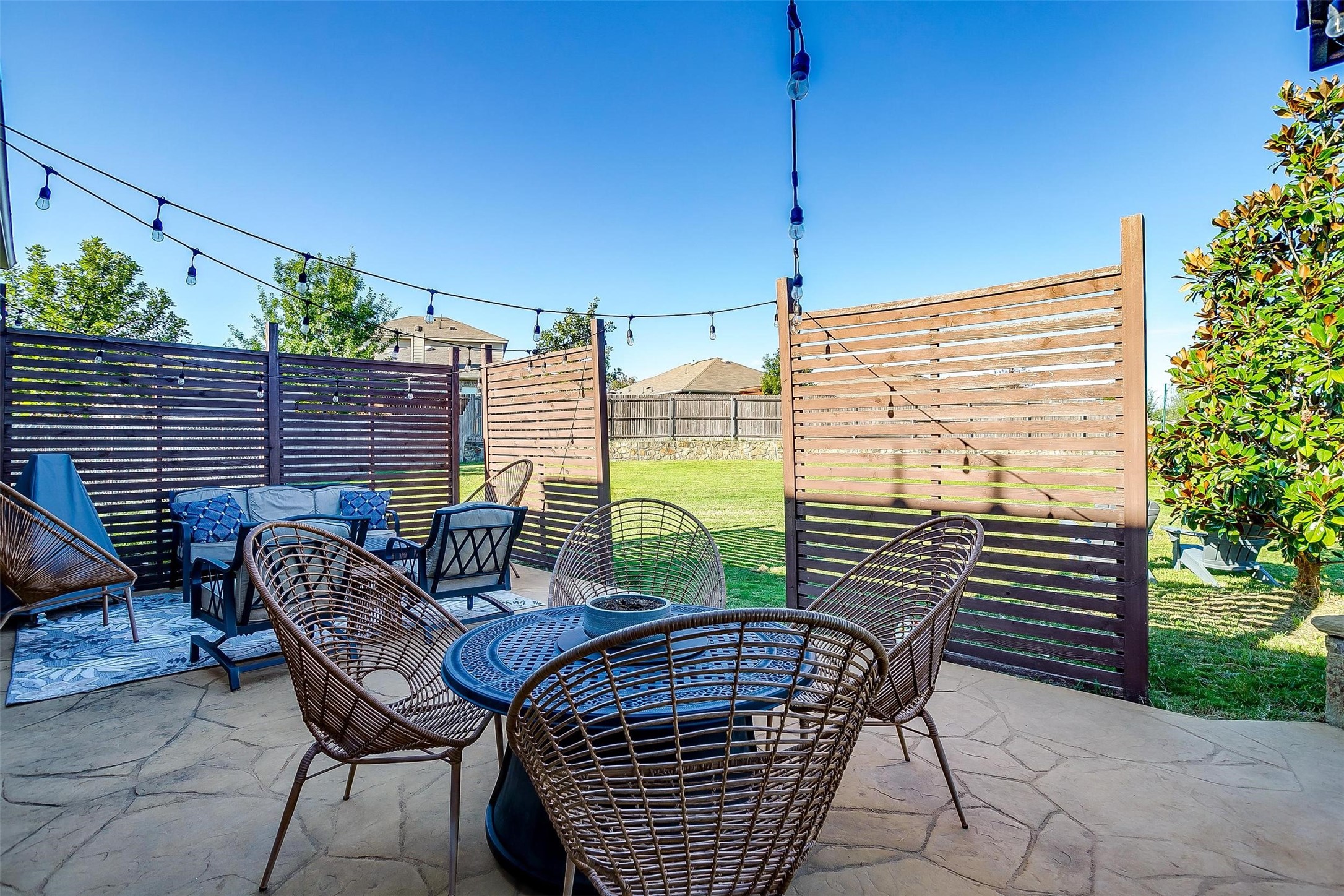 301 Sunspike Court Burleson TX 76028