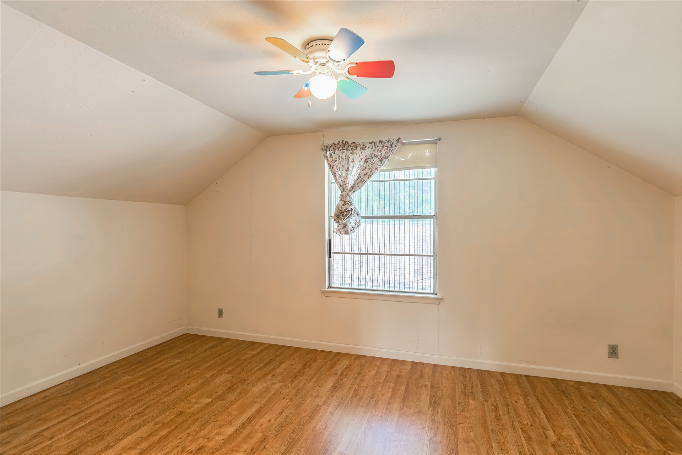 1220 Farnham Court E Irving TX 75062