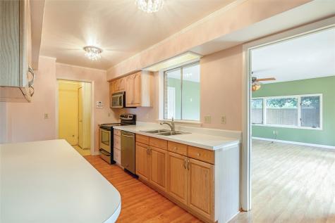 1220 Farnham Court E Irving TX 75062