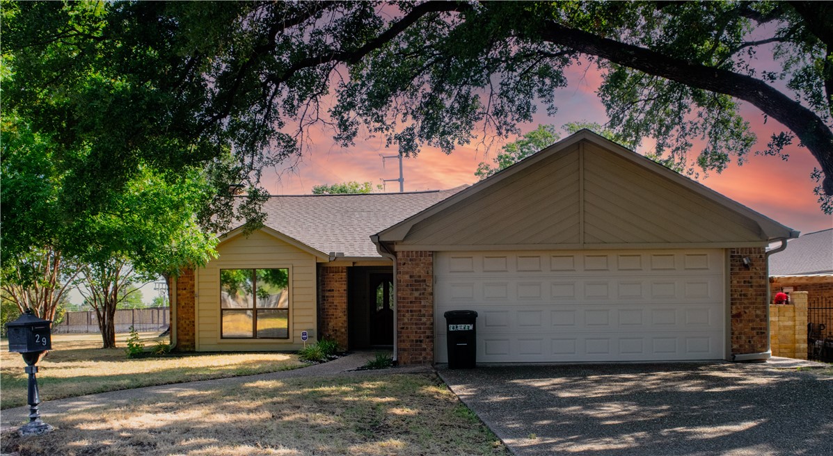29 Sugar Creek Place Woodway TX 76712