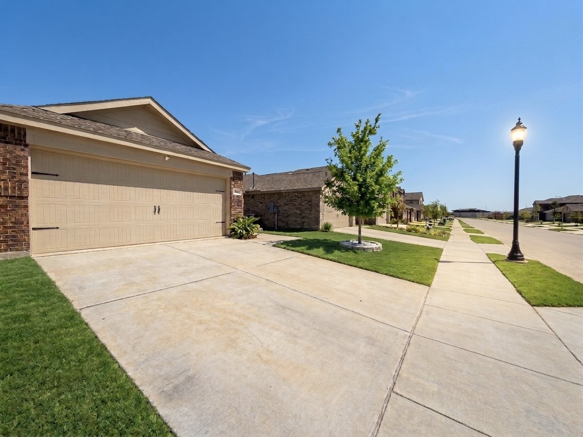 14033 Earlham Street Pilot Point TX 76258
