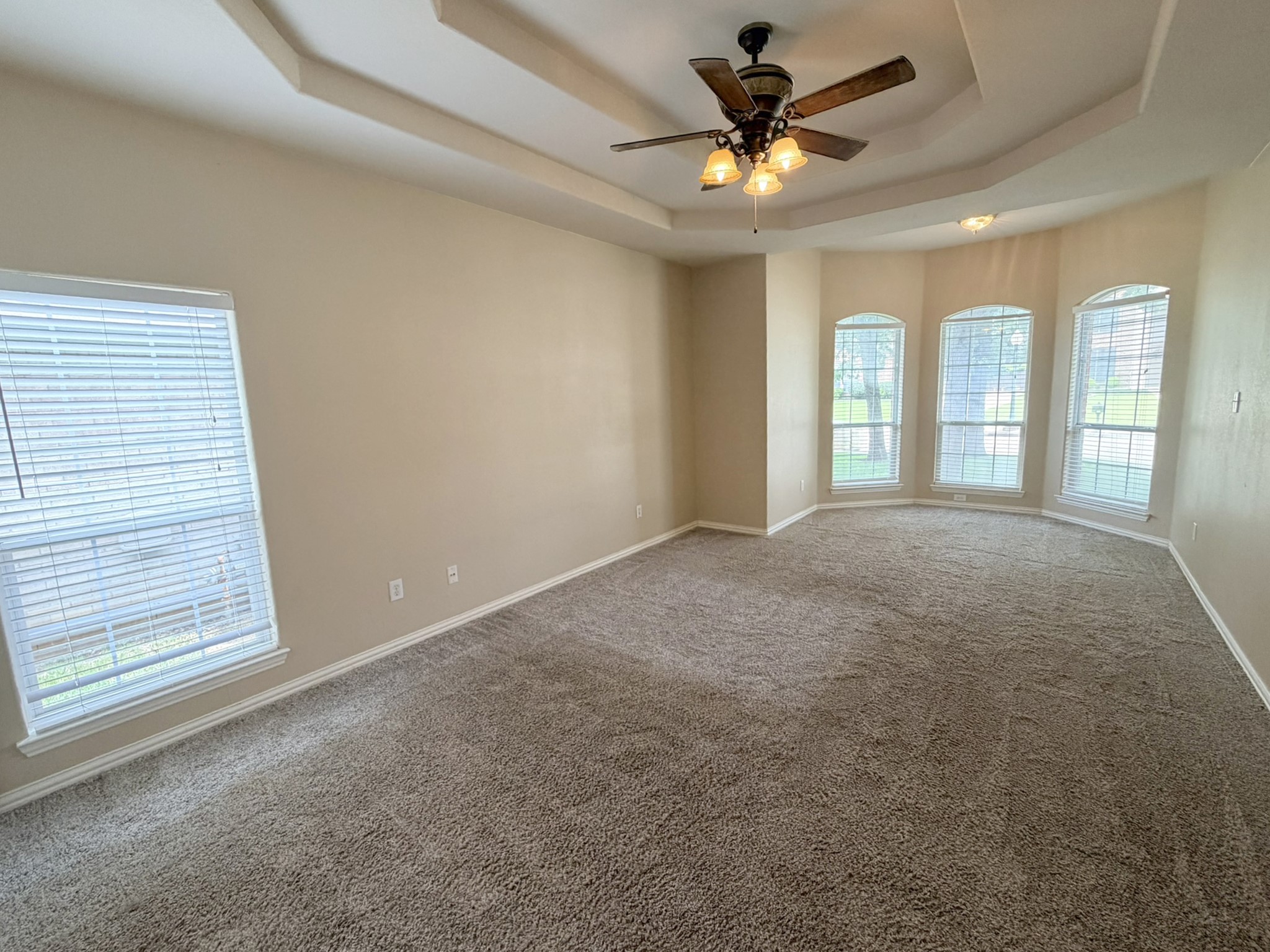 216 Flagstone Drive Burleson TX 76028