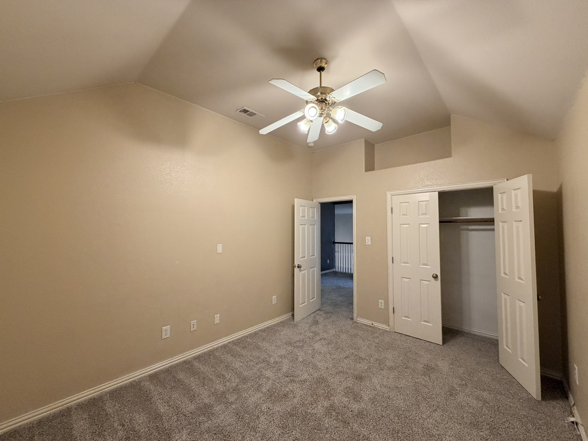 216 Flagstone Drive Burleson TX 76028