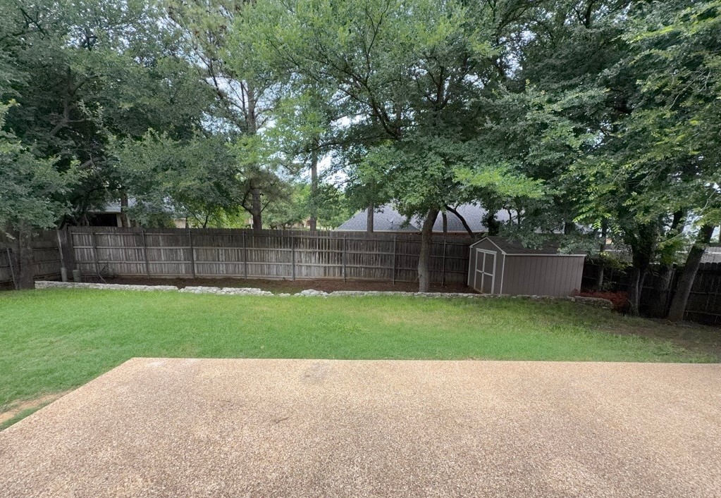 216 Flagstone Drive Burleson TX 76028