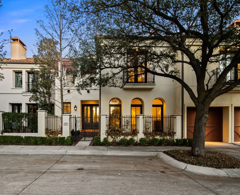 1129 Picasso Drive Fort Worth TX 76107