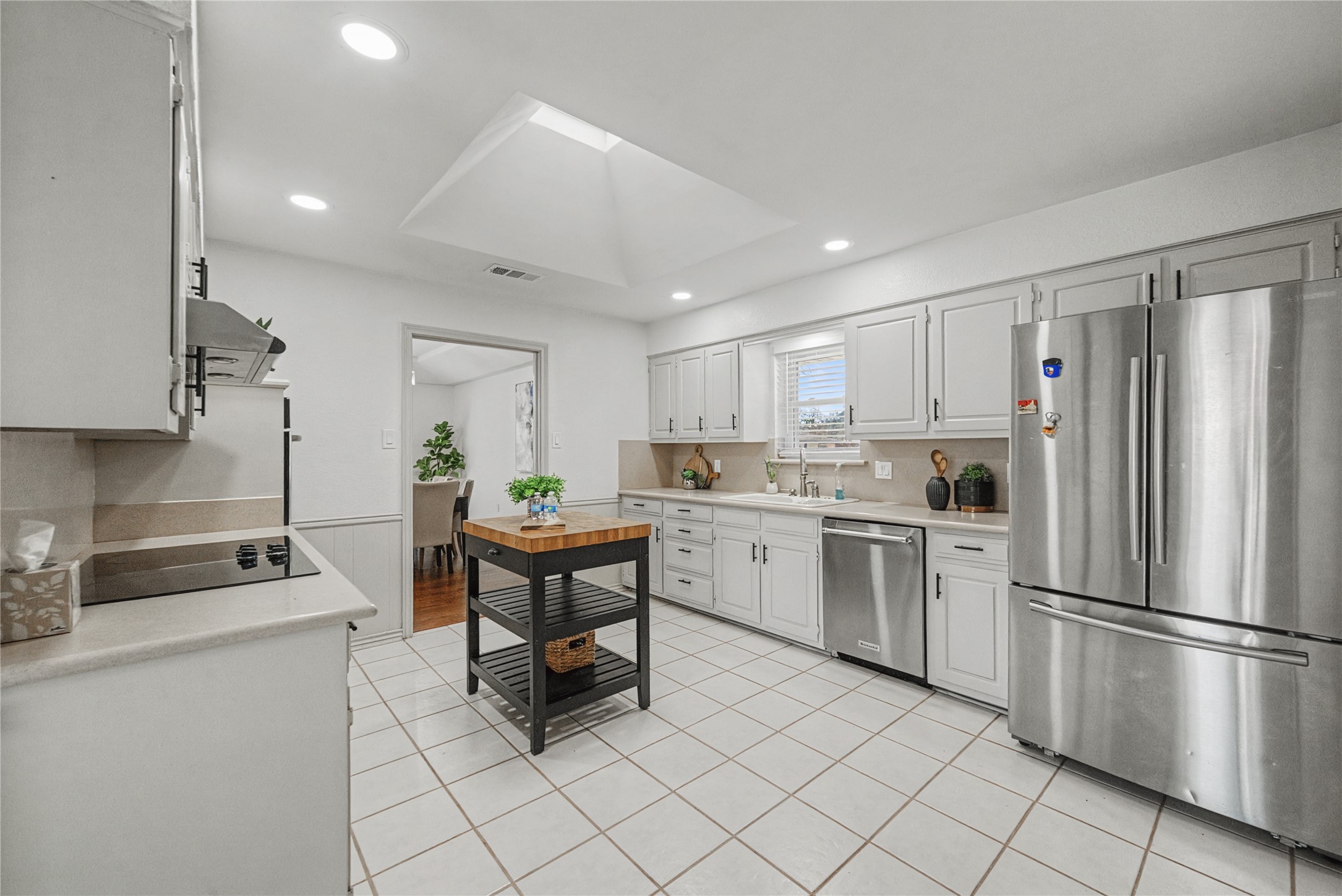 2415 Lakeview Circle Arlington TX 76013