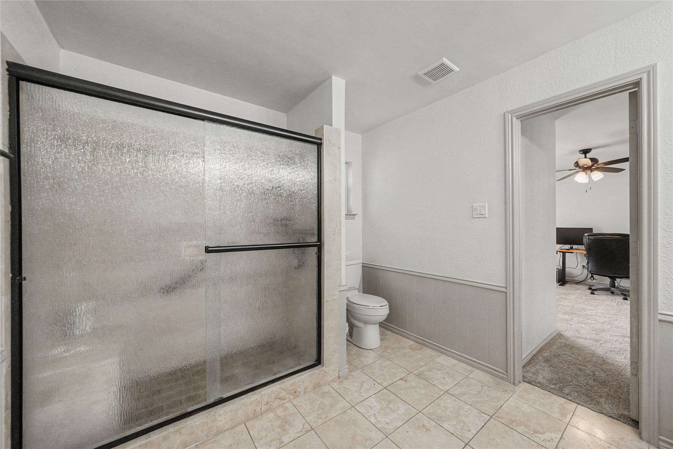 2415 Lakeview Circle Arlington TX 76013