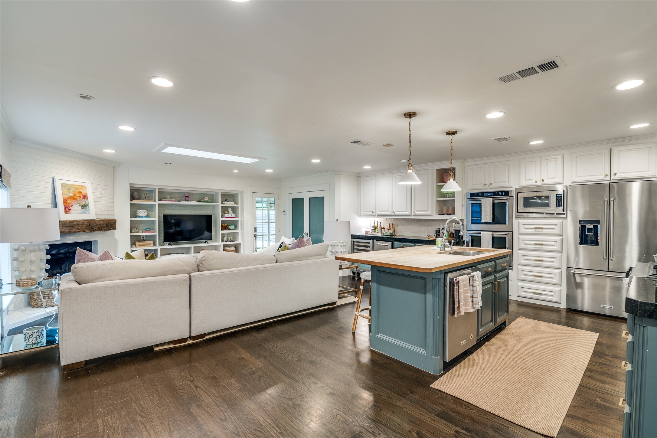 5947 Goodwin Avenue Dallas TX 75206