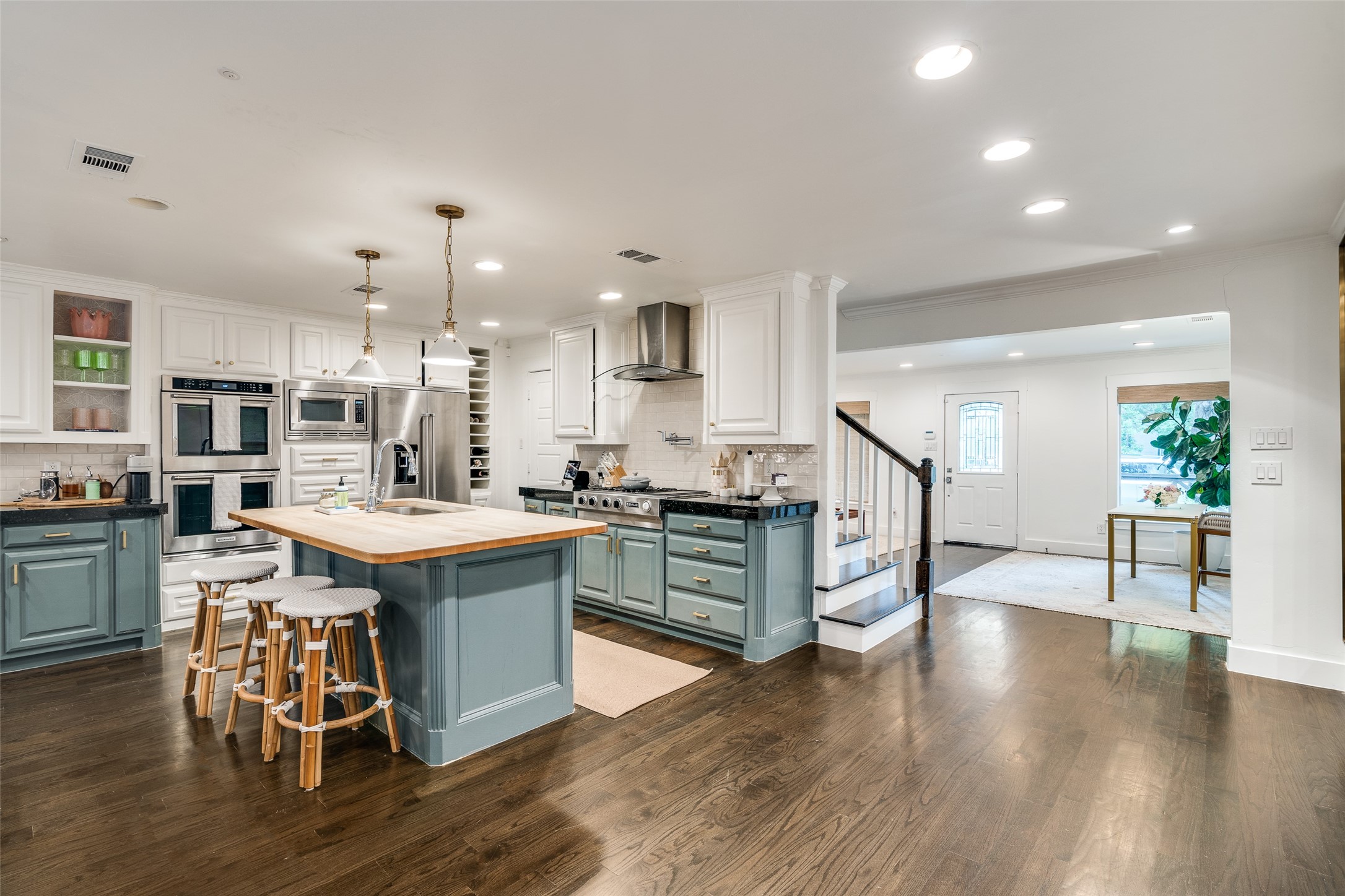 5947 Goodwin Avenue Dallas TX 75206