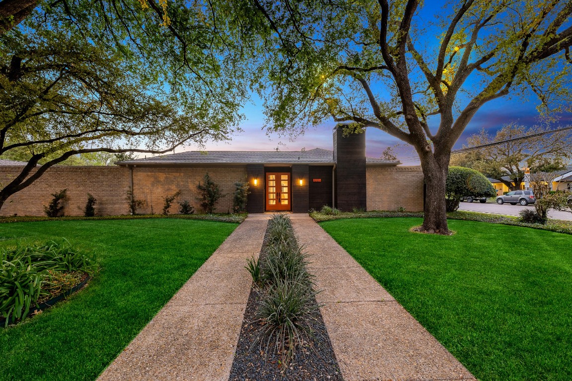 12123 Shirestone Lane Dallas TX 75244