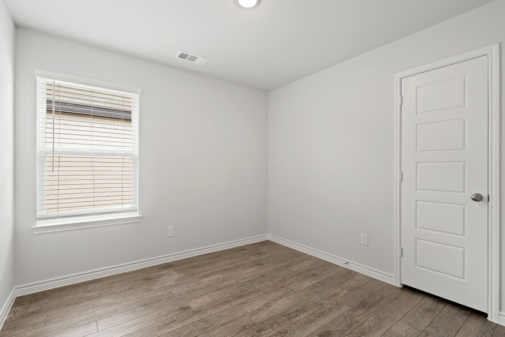 1603 Romans Road Ennis TX 75119