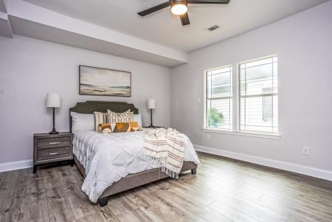 527 S Clinton Avenue Dallas TX 75208