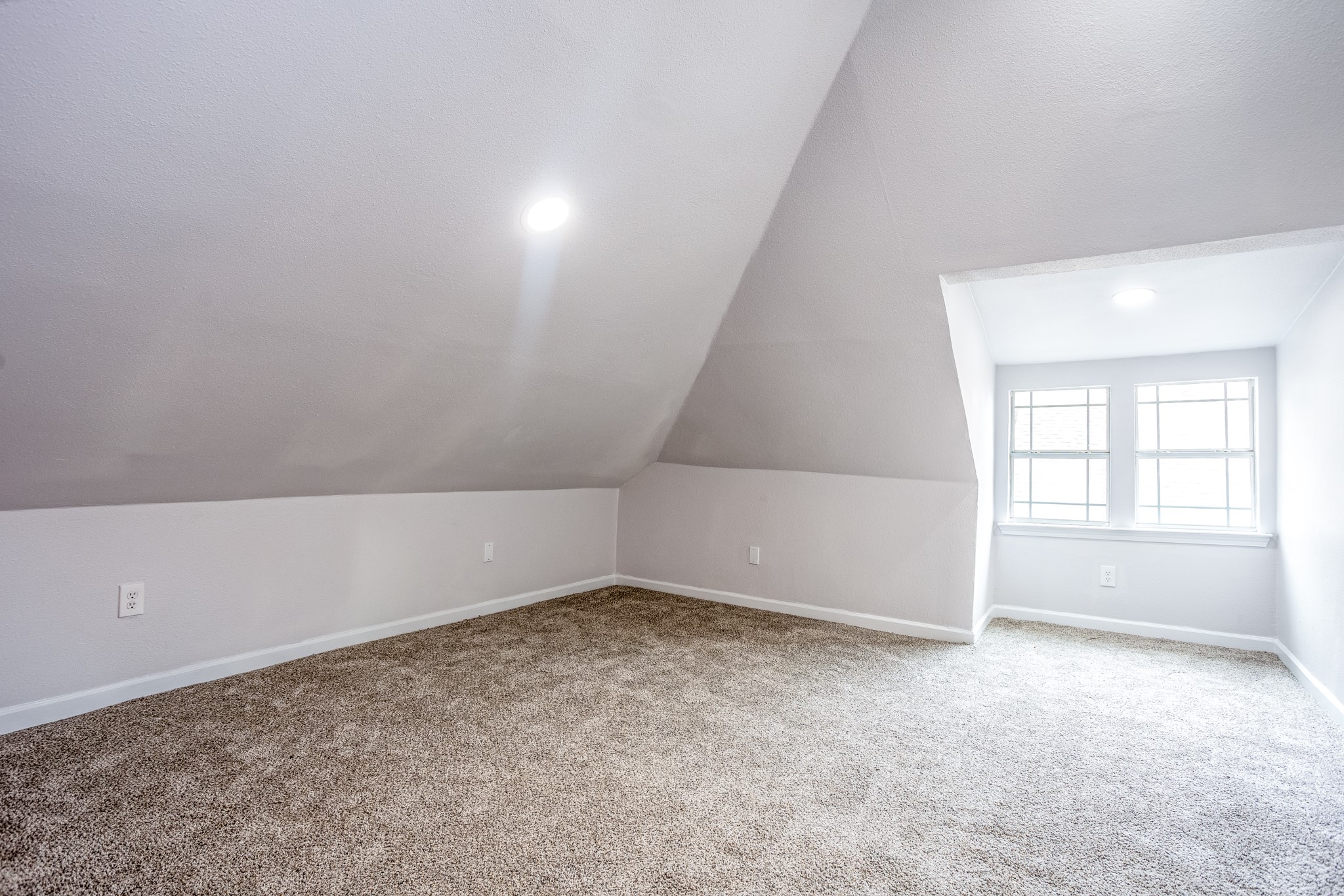 527 S Clinton Avenue Dallas TX 75208