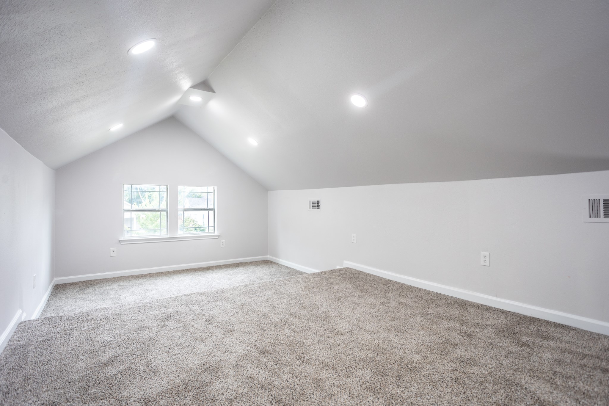 527 S Clinton Avenue Dallas TX 75208