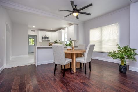 527 S Clinton Avenue Dallas TX 75208