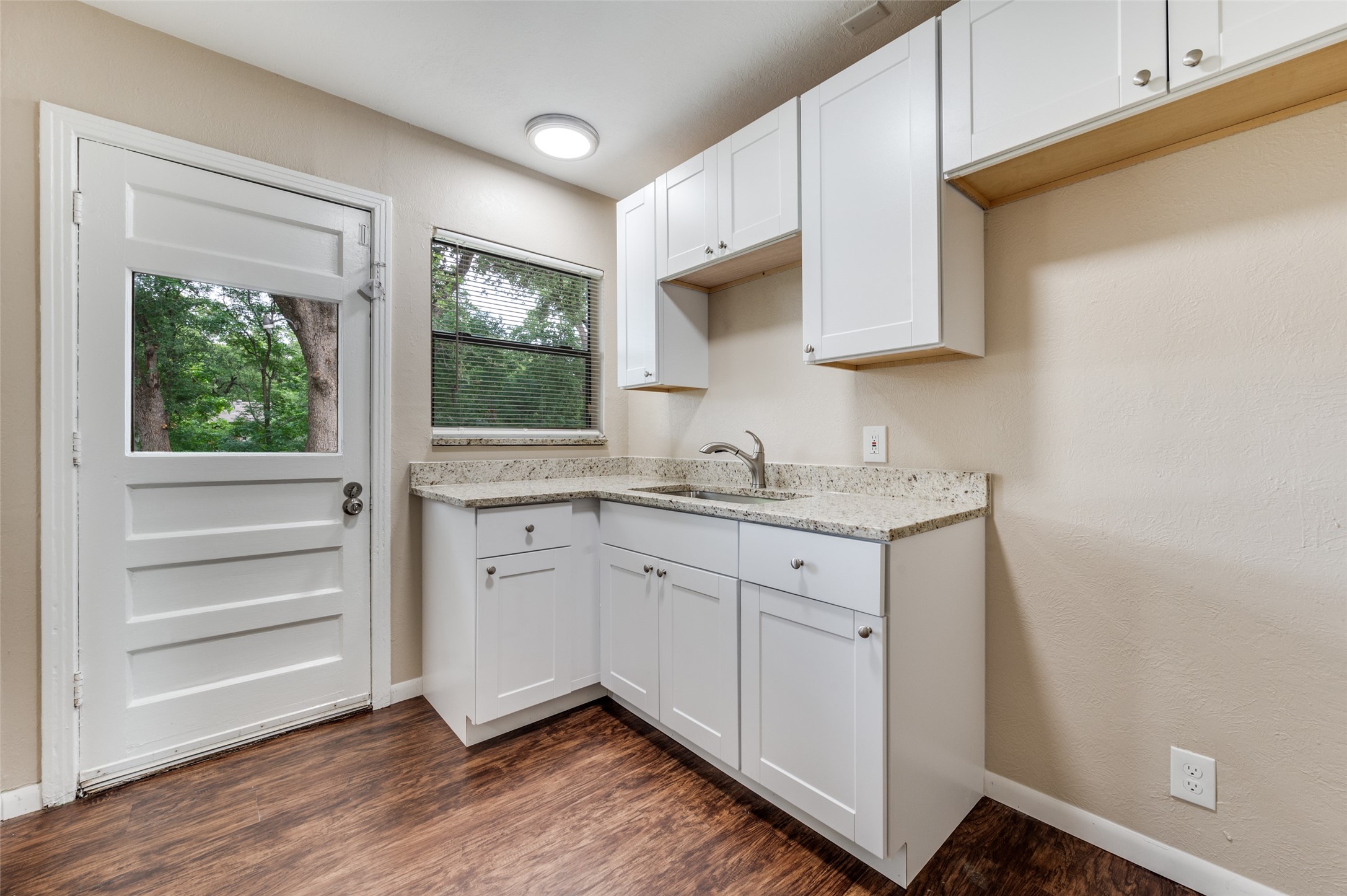 1110 Lucille Street Irving TX 75060