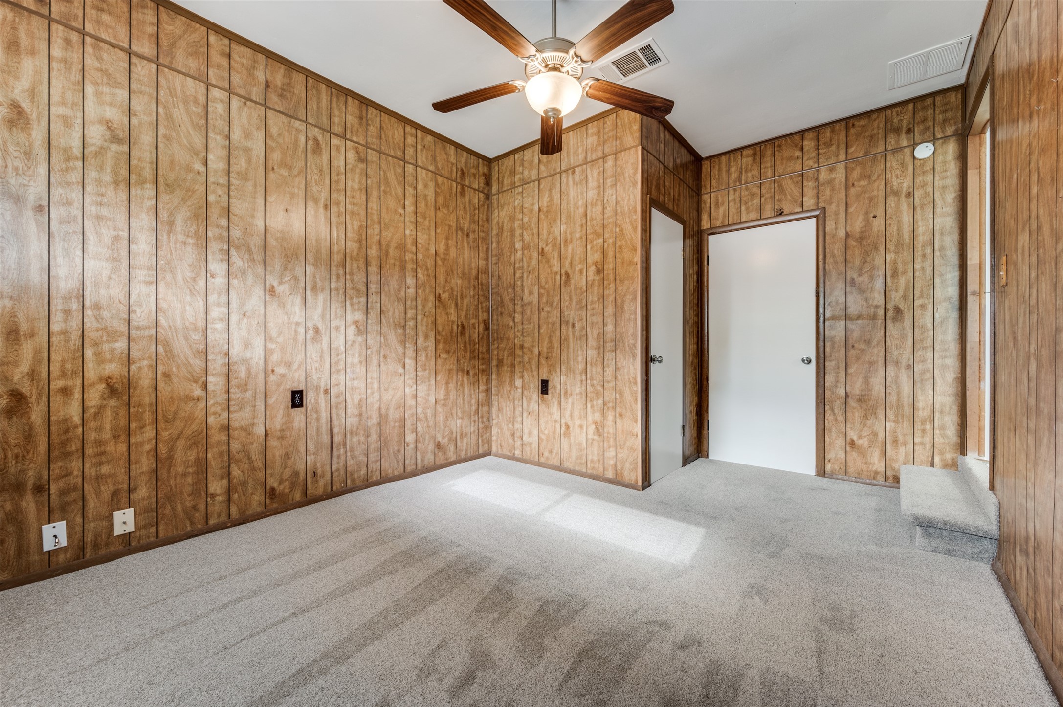 1110 Lucille Street Irving TX 75060