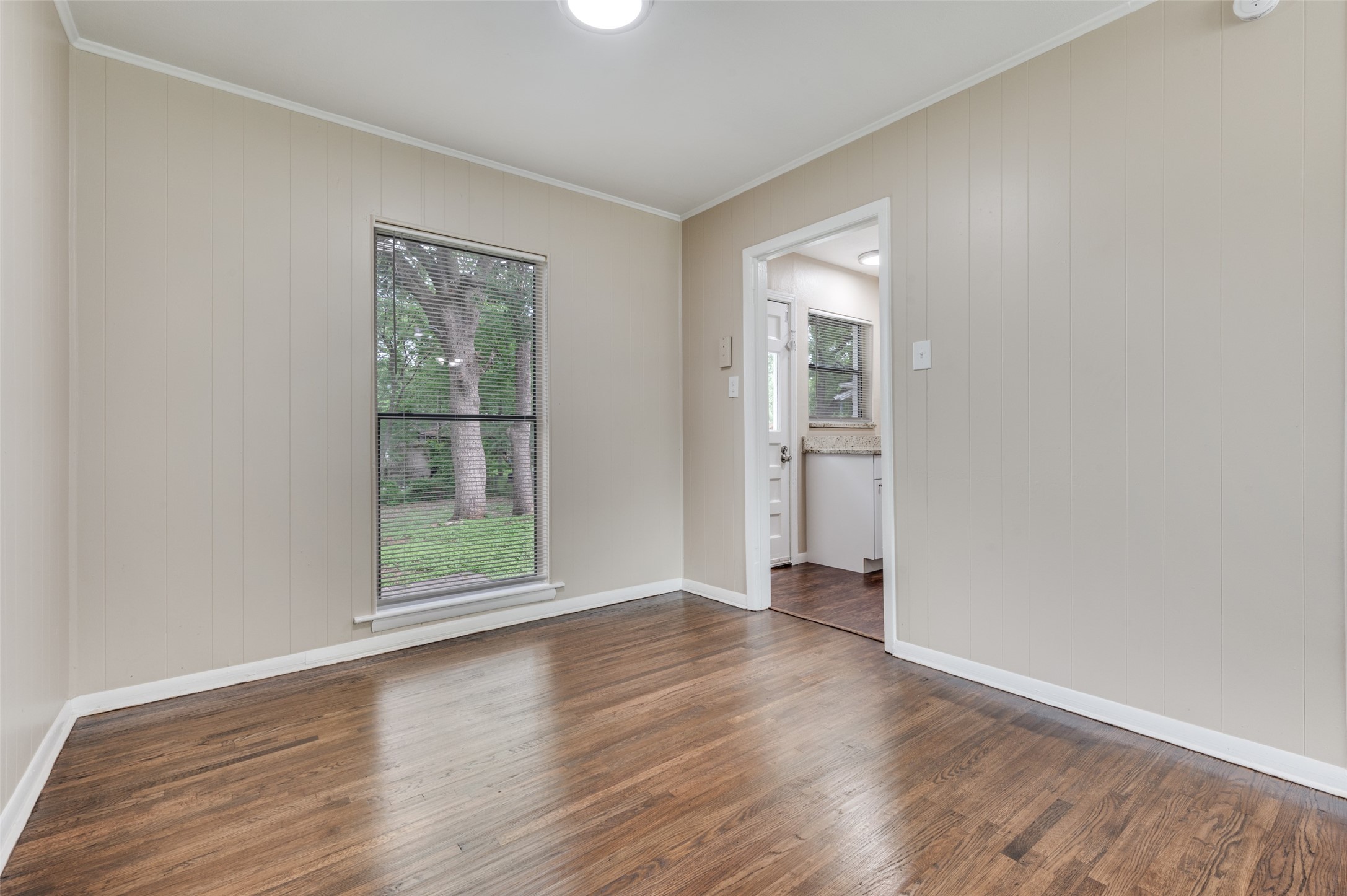 1110 Lucille Street Irving TX 75060
