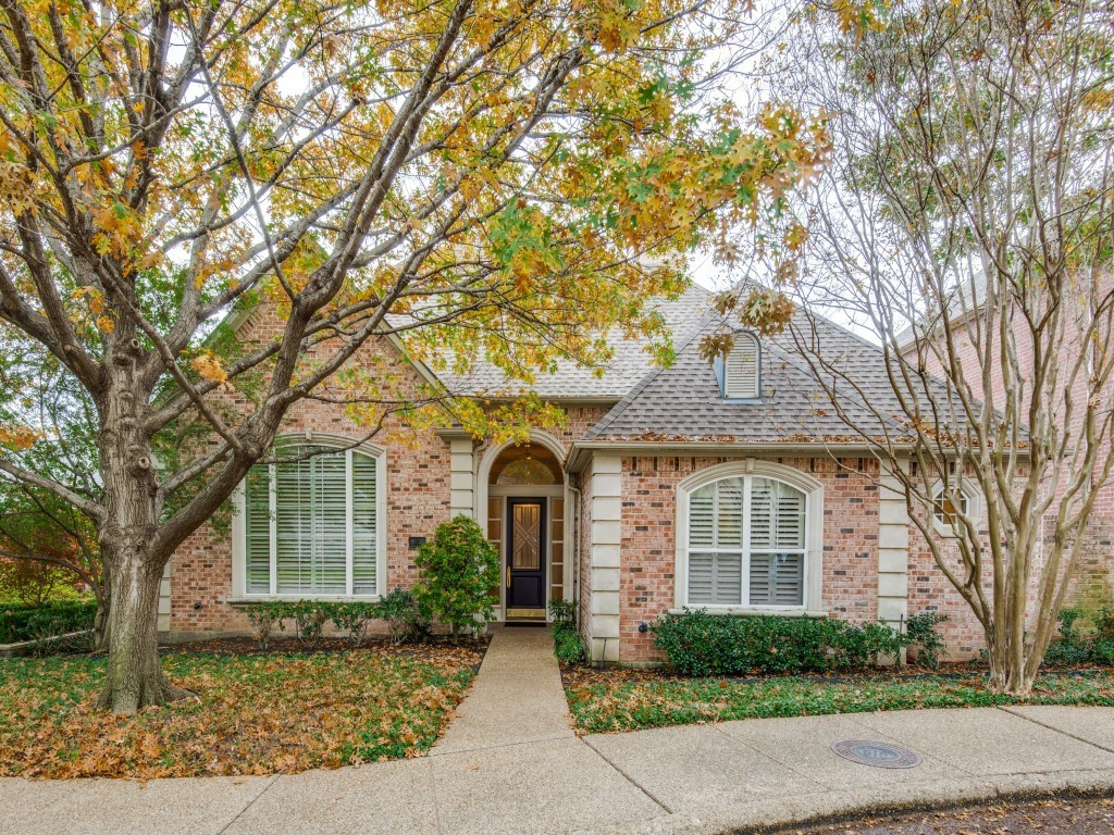 2 Ashmere Court Dallas TX 75225