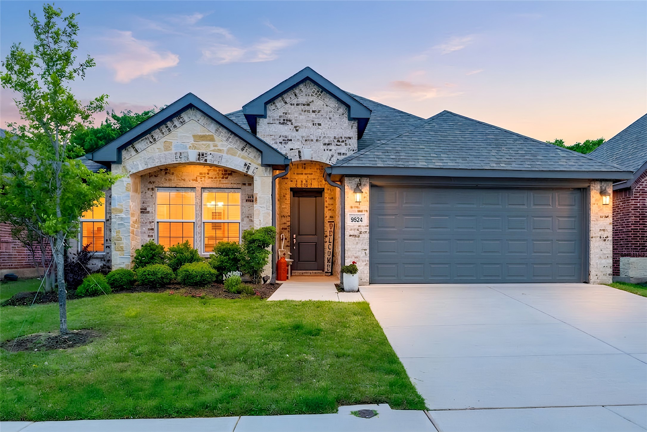 9824 Mescalbean Boulevard Fort Worth TX 76036