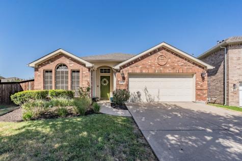9044 Brook Hill Lane Fort Worth TX 76244