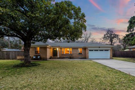 504 Pittman Street Richardson TX 75081