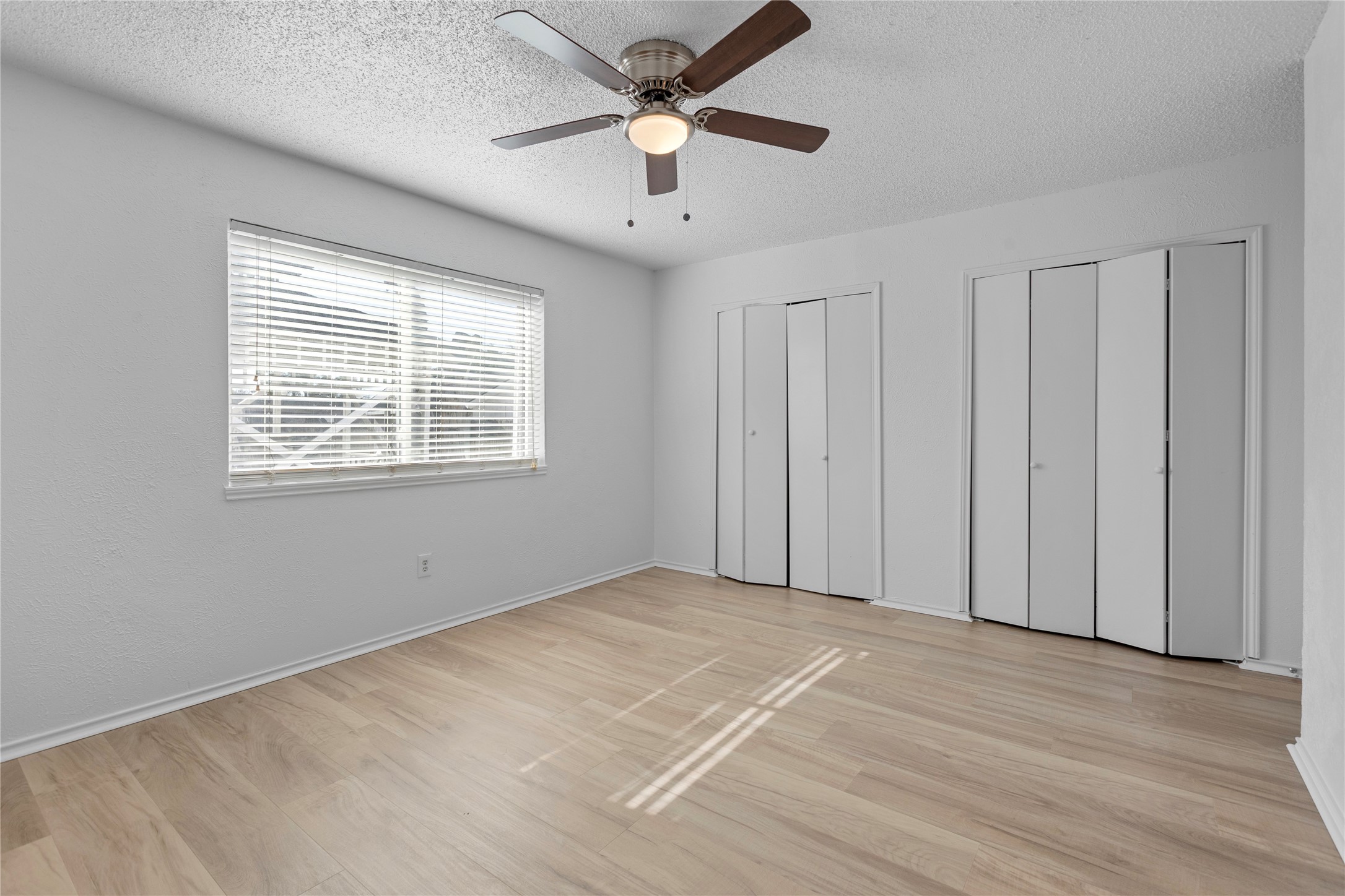 204 Pebblebrook Street Arlington TX 76014