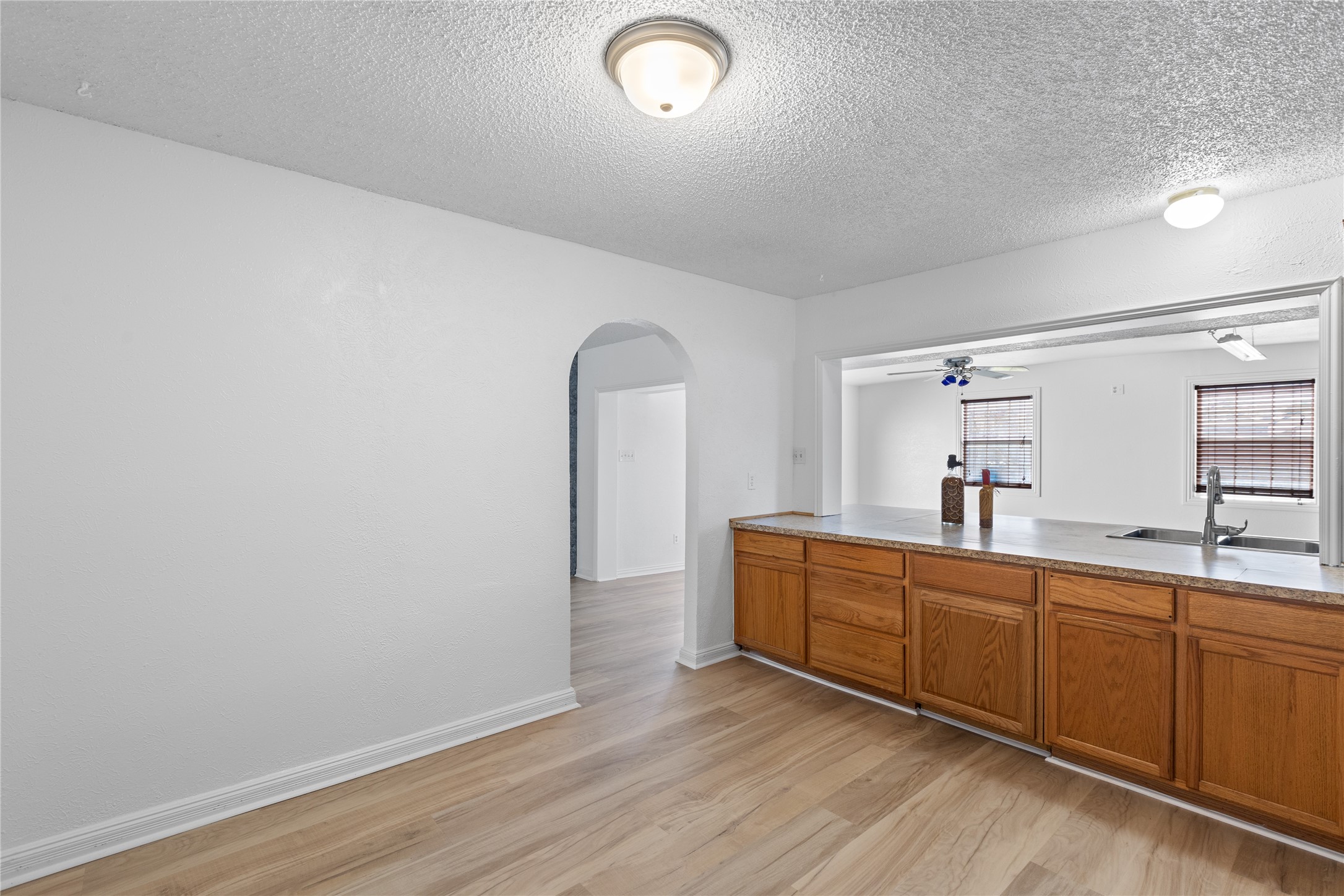 204 Pebblebrook Street Arlington TX 76014
