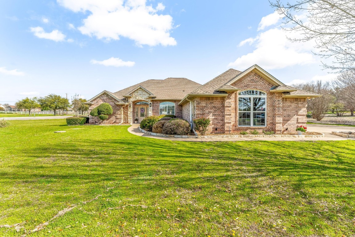 2100 Wood Duck Lane Granbury TX 76049