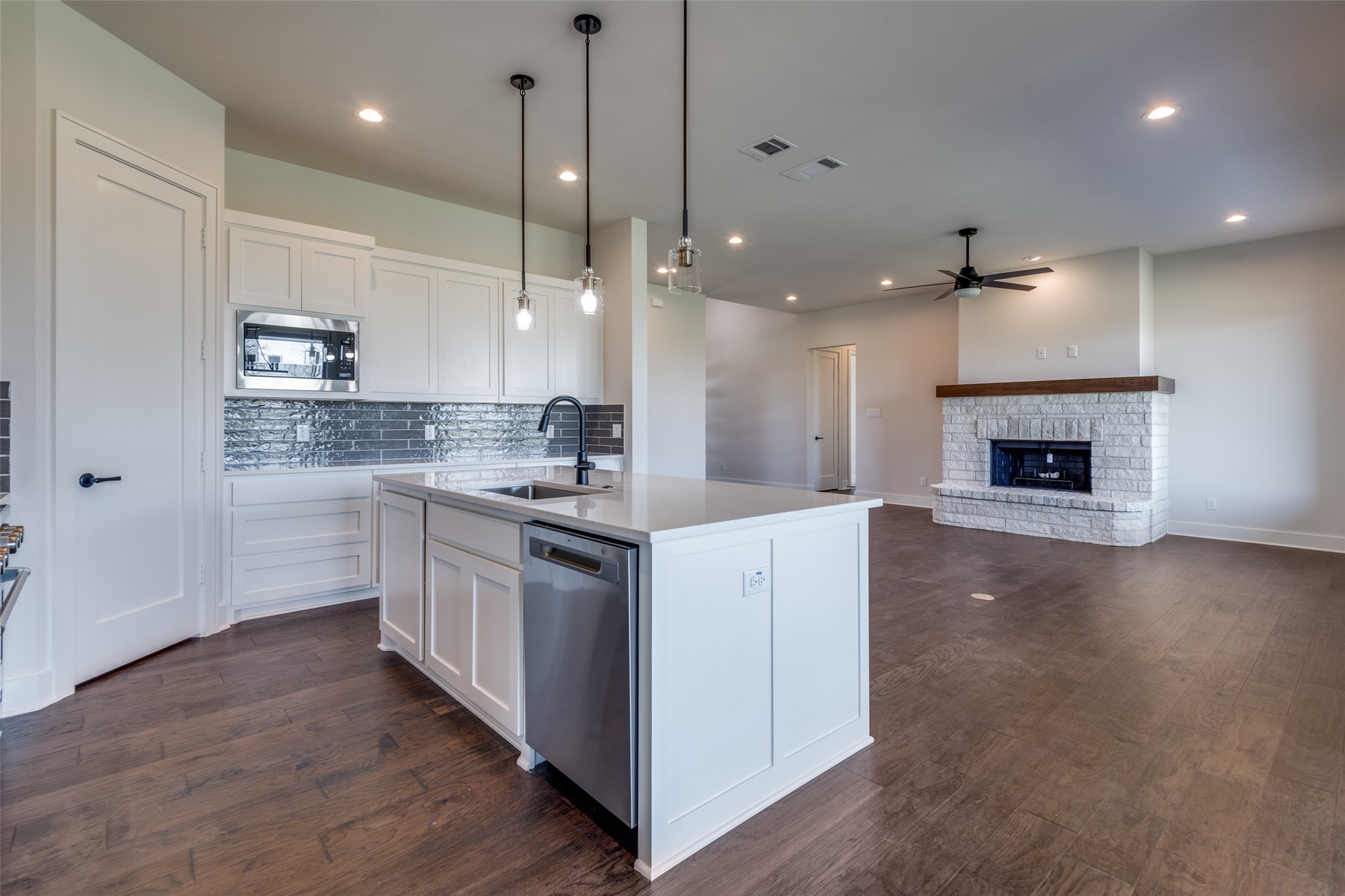 815 Evergreen Way Nevada TX 75173