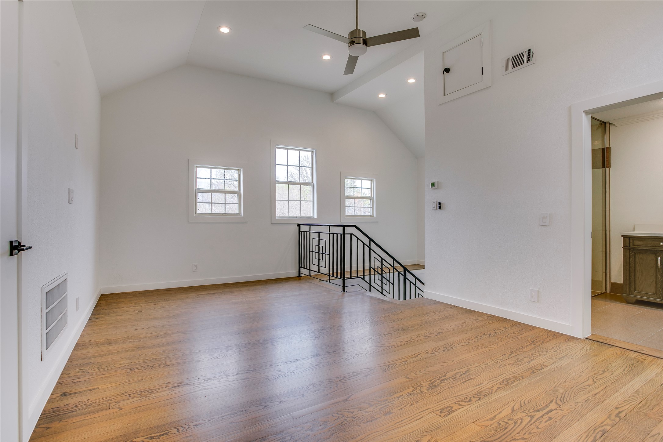 2045 Marydale Drive Dallas TX 75208