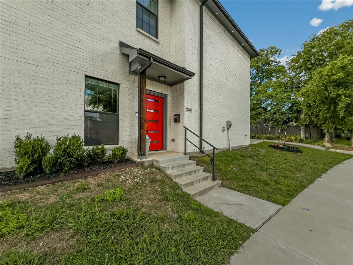 5635 Philip Avenue Dallas TX 75223