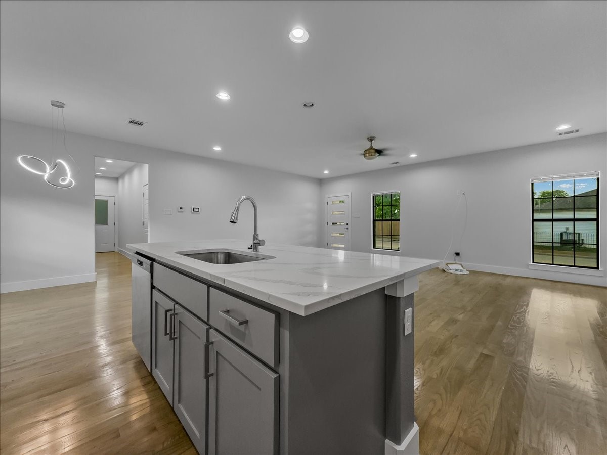 5635 Philip Avenue Dallas TX 75223