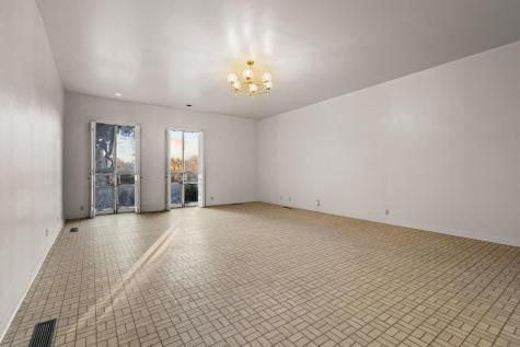 3906 Highland Drive Denison TX 75020