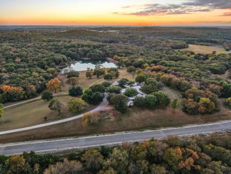 3906 Highland Drive Denison TX 75020