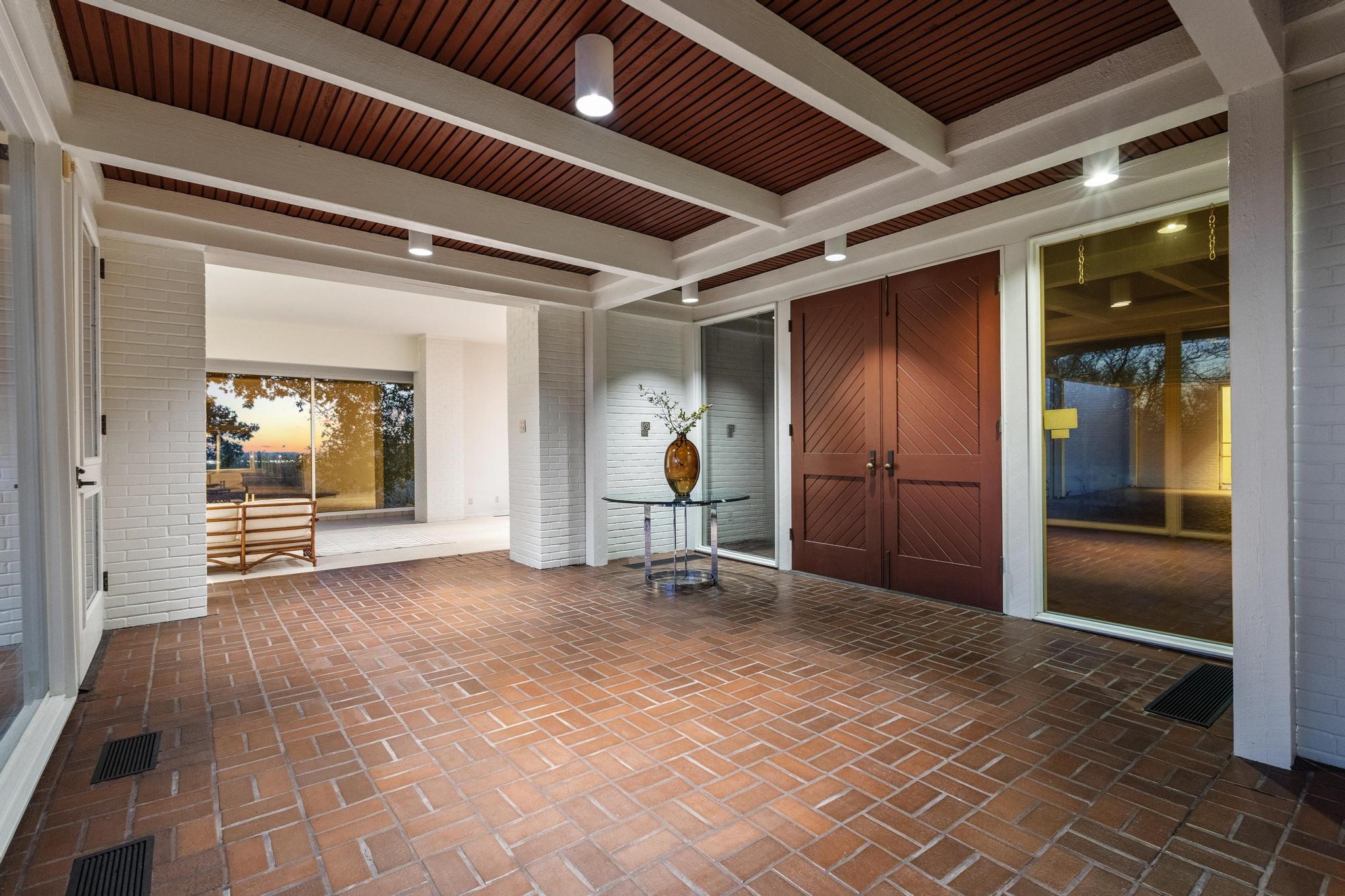 3906 Highland Drive Denison TX 75020