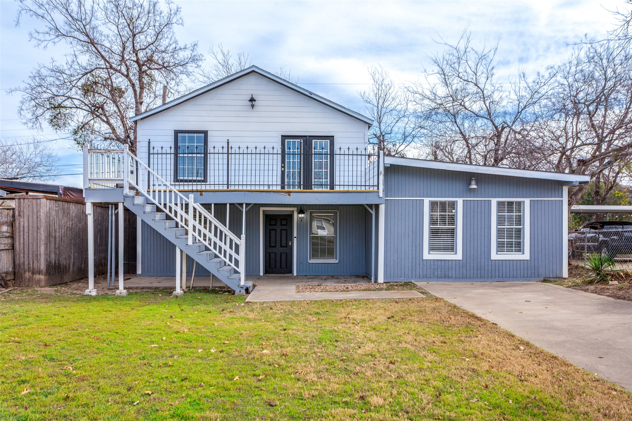 2625 Frazier Avenue Fort Worth TX 76110
