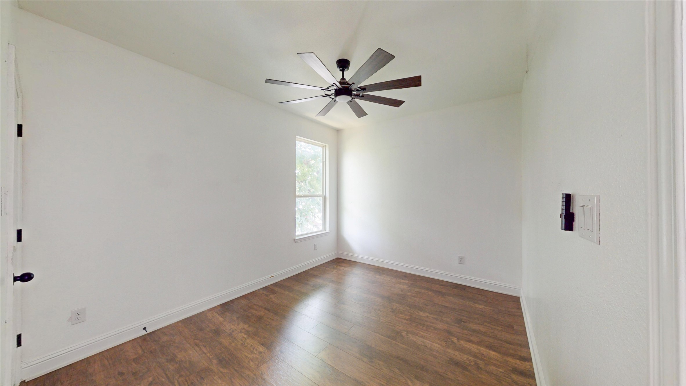 1301 Compton Street Dallas TX 75203