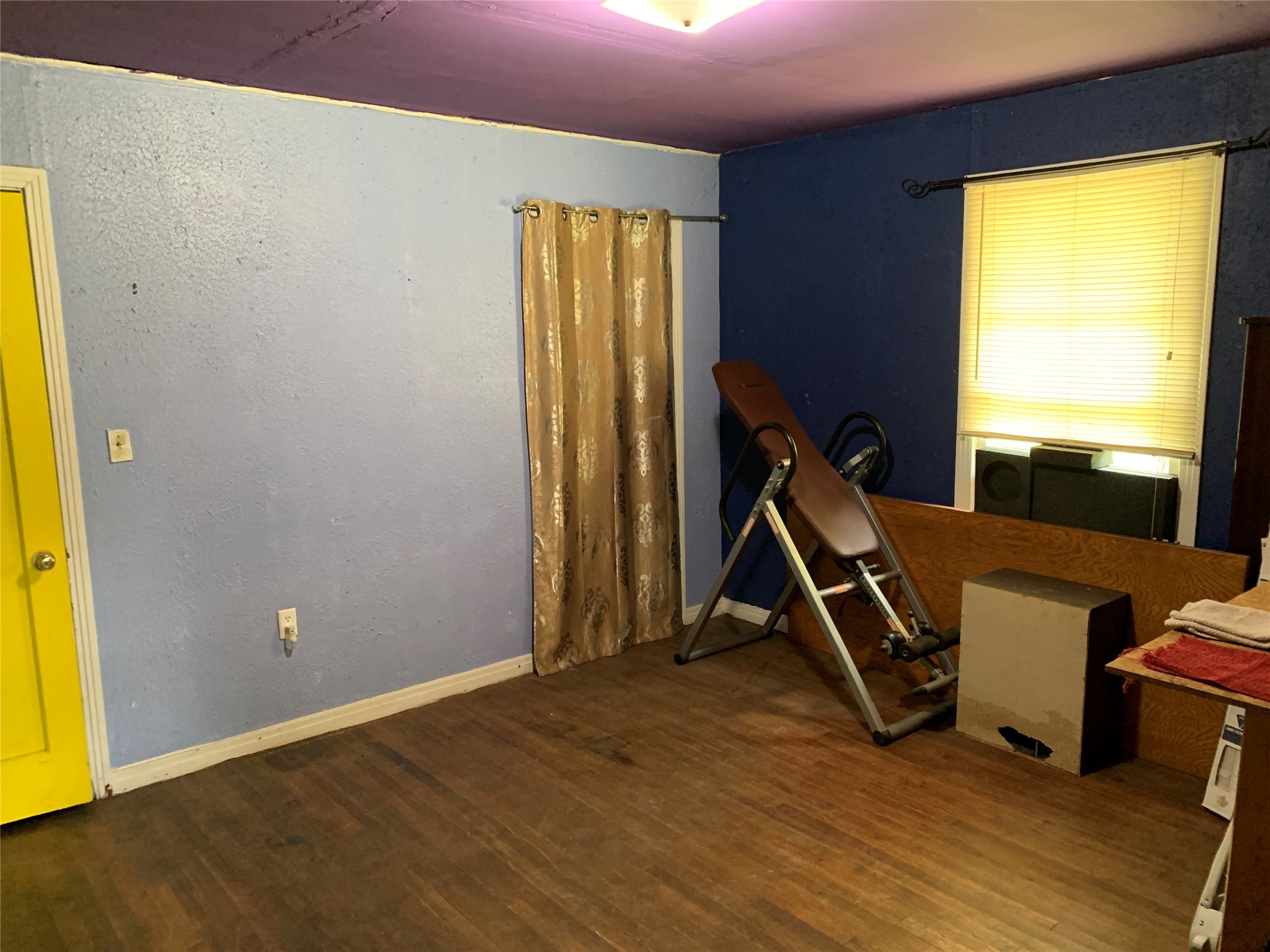 100 S Wright Avenue Kerens TX 75144