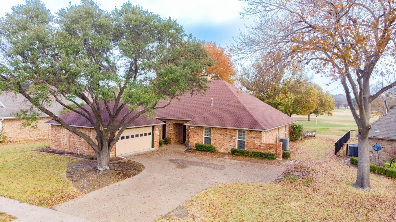 3333 Greenview Drive Garland TX 75044