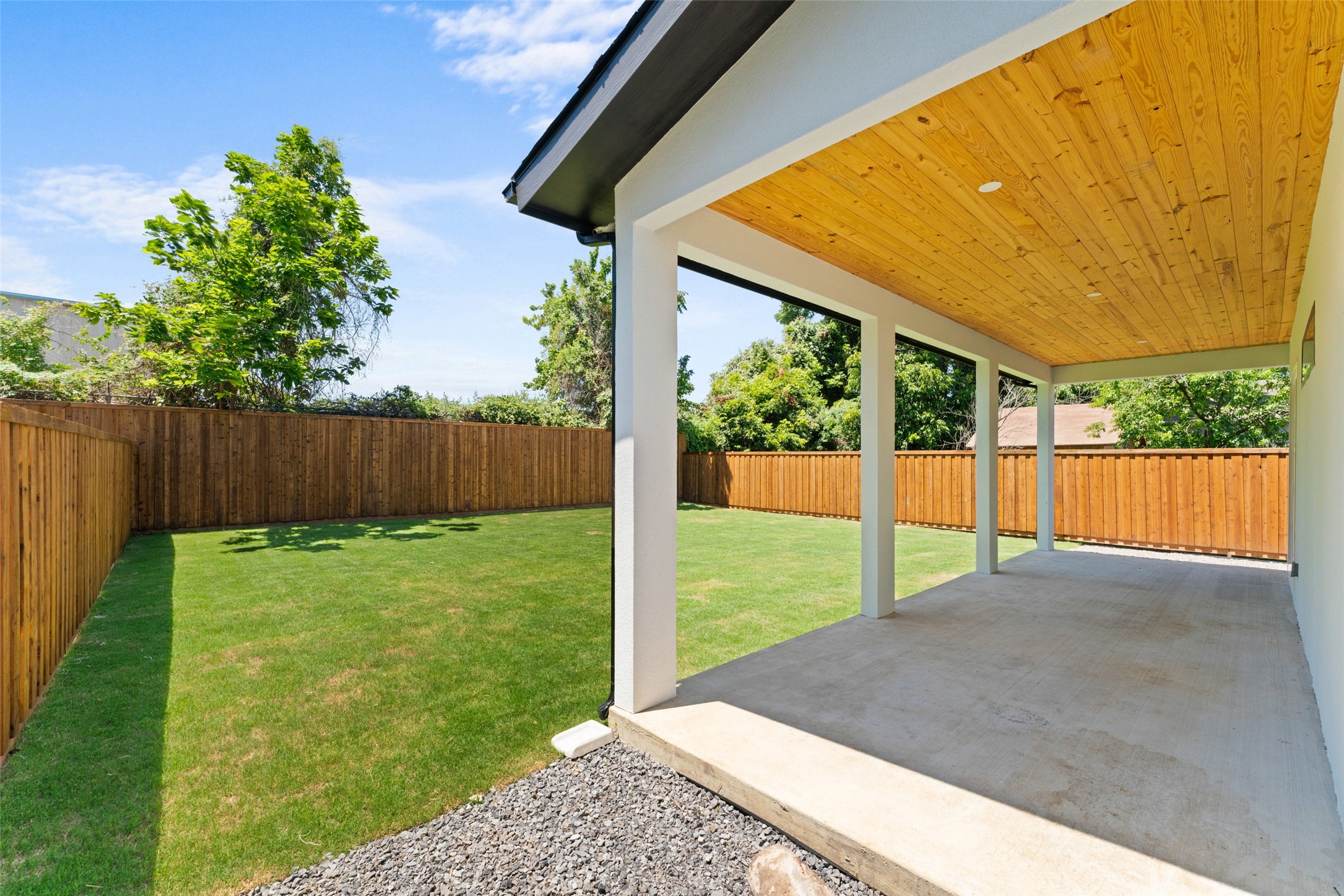 2826 Rochester Street Dallas TX 75215