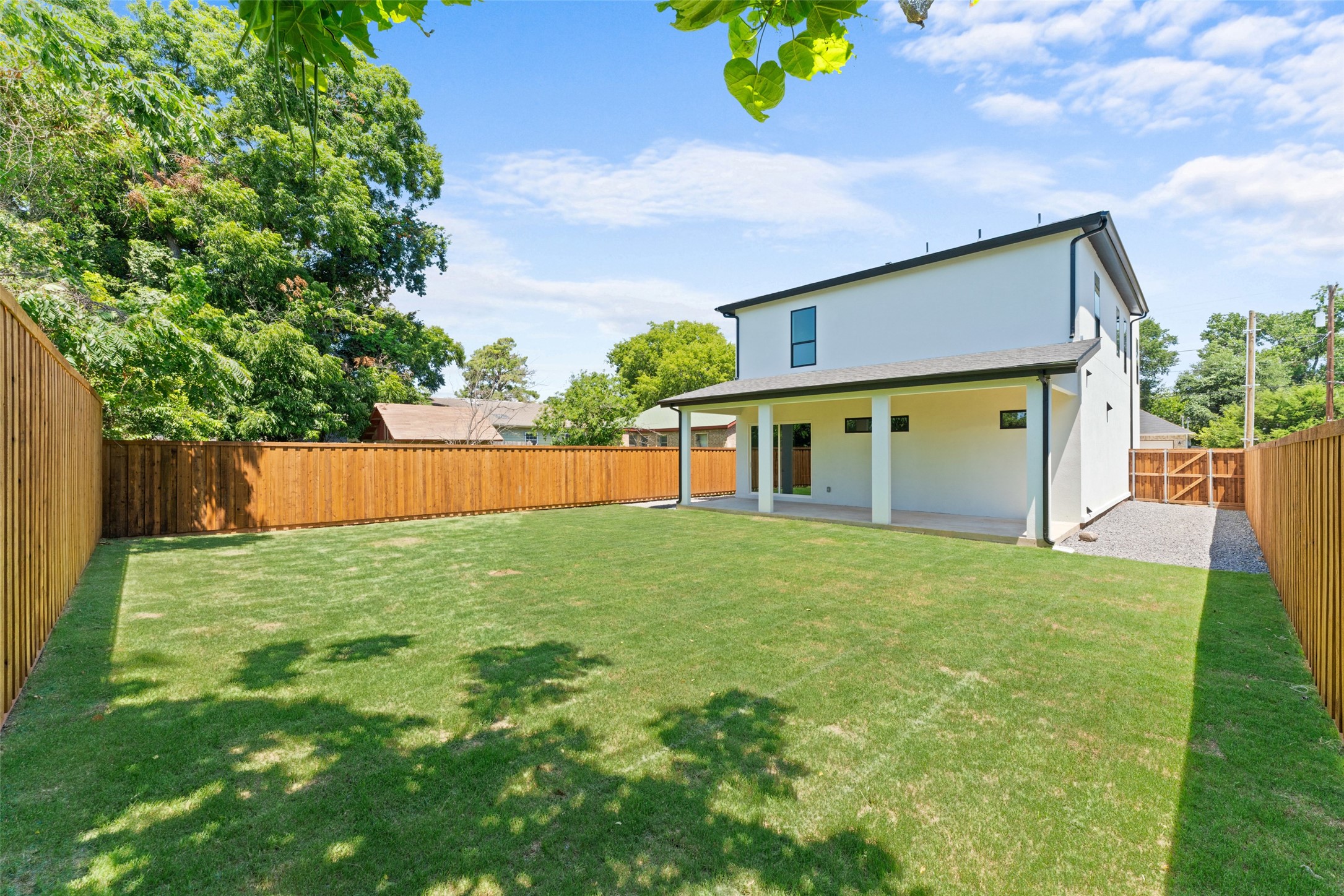 2826 Rochester Street Dallas TX 75215