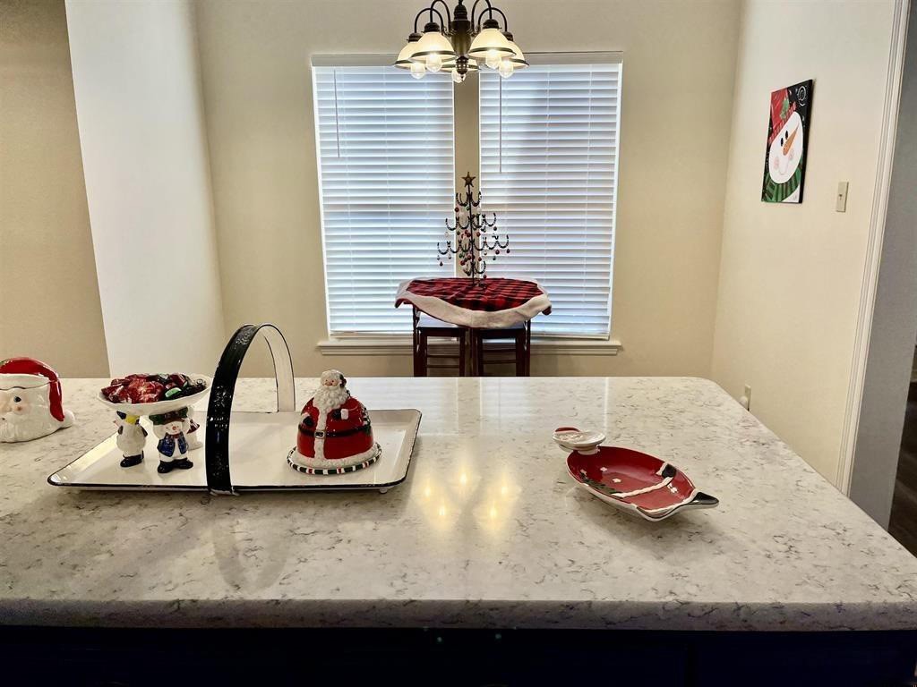 373 Cr 2724 Mineola TX 75773