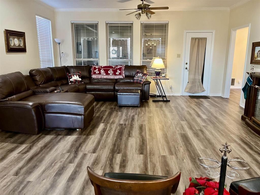 373 Cr 2724 Mineola TX 75773