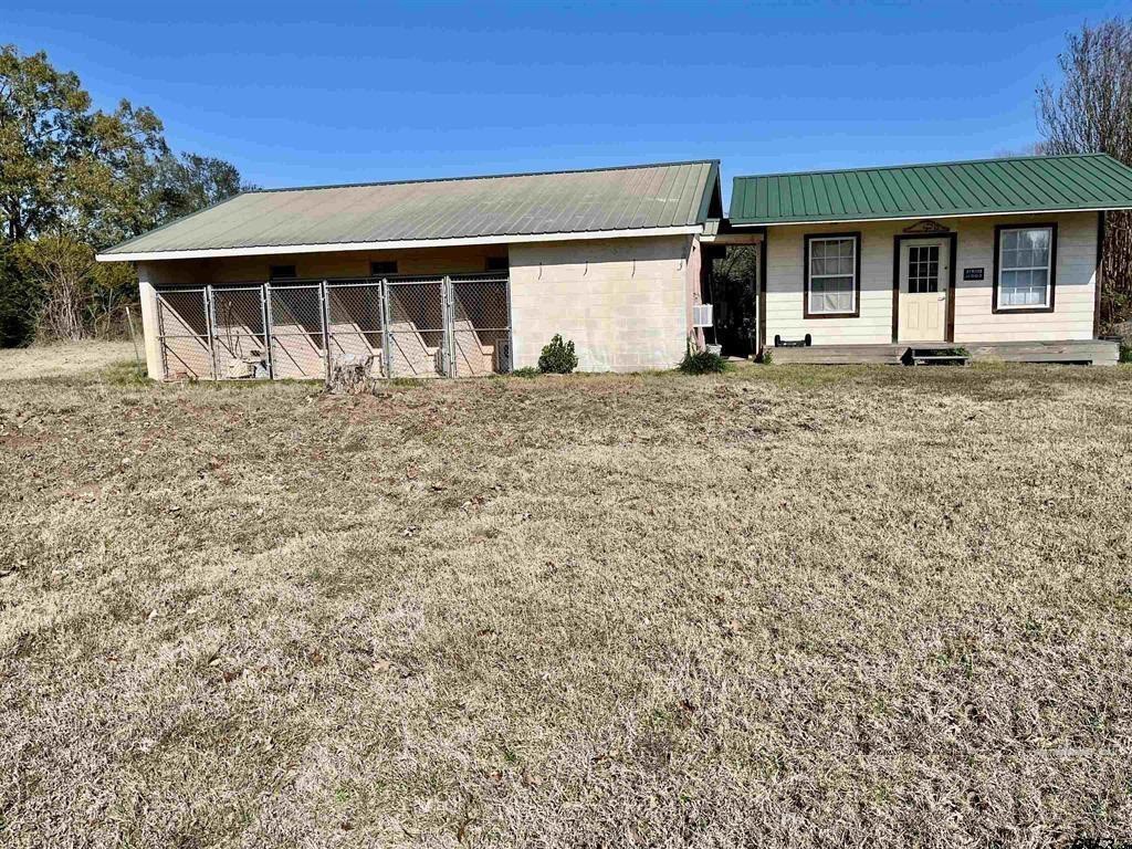 373 Cr 2724 Mineola TX 75773