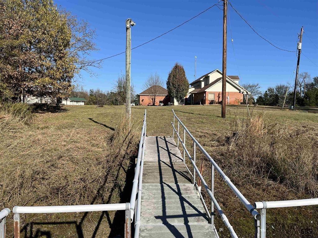 373 Cr 2724 Mineola TX 75773